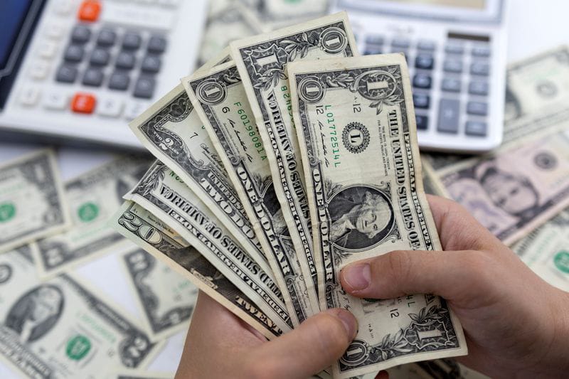 U.S. Dollar Near Four-Month Low Amid Trade Uncertainty