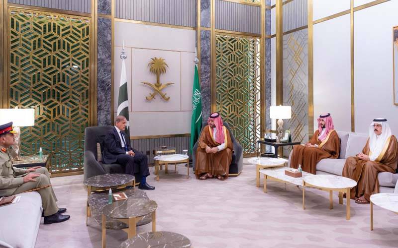PM Shehbaz Meets Saudi Crown Prince to Strengthen Bilateral Ties