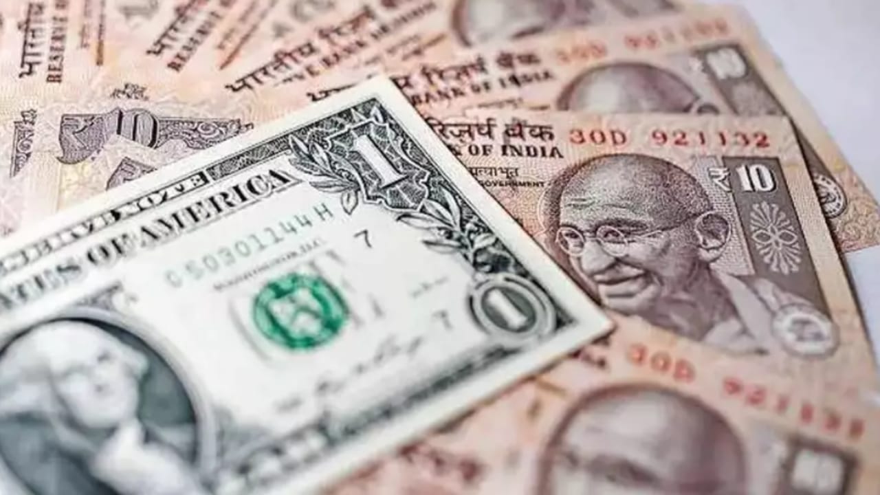 Indian Rupee Faces Pressure Amid Concerns Over U.S. Recession