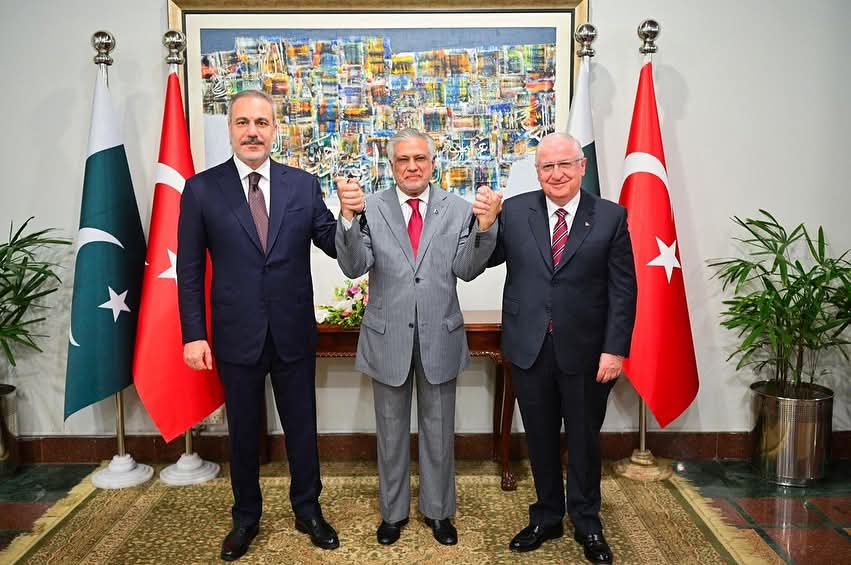 Ishaq Dar Welcomes Turkish Ministers for Joint Commission Talks in Islamabad