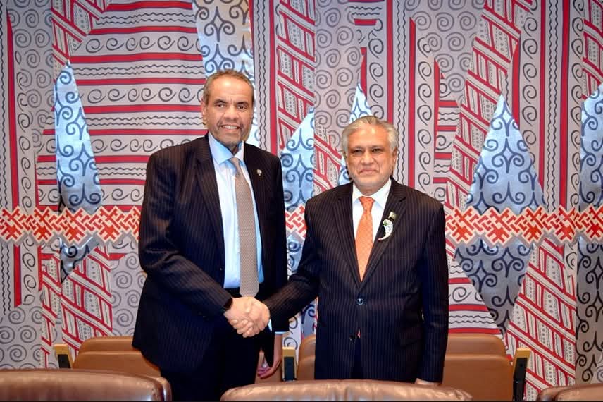 Ishaq Dar, Kuwaiti FM Discuss Bilateral Ties and Gaza Crisis at UN Conference