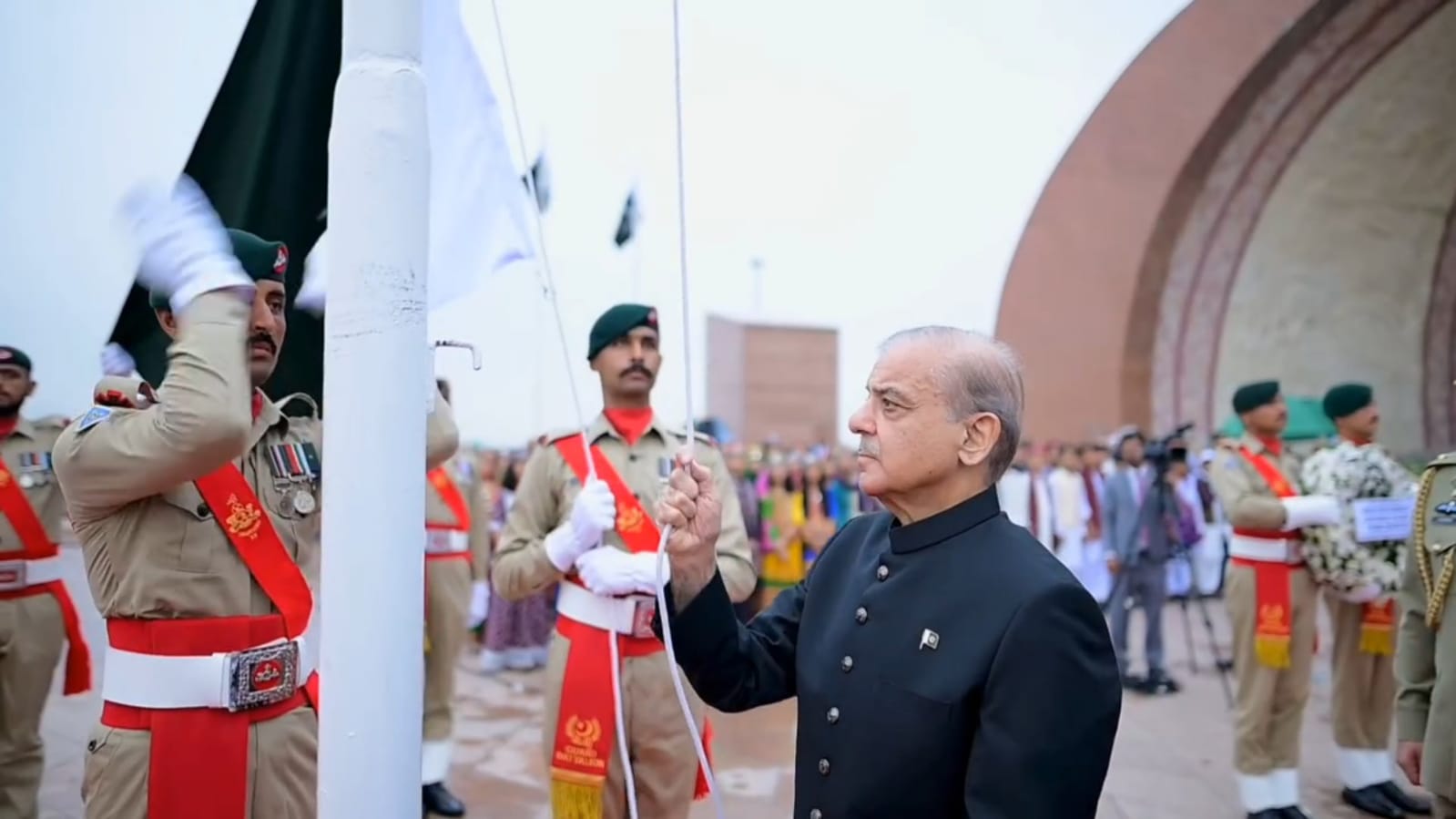 Prime Minister Shehbaz Sharif Hoists Flag at Pakistan Monument on Independence Day