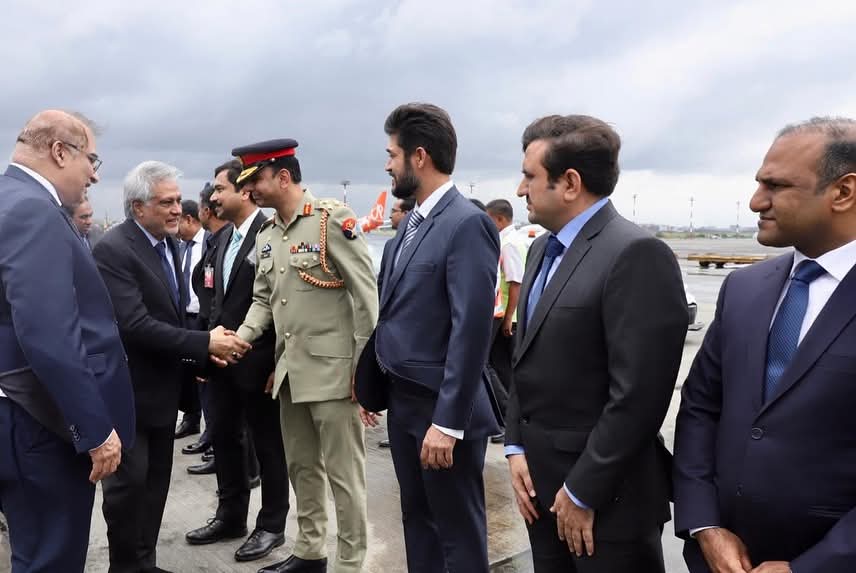 Pakistan’s Deputy PM Ishaq Dar Arrives in Dhaka on Official Visit