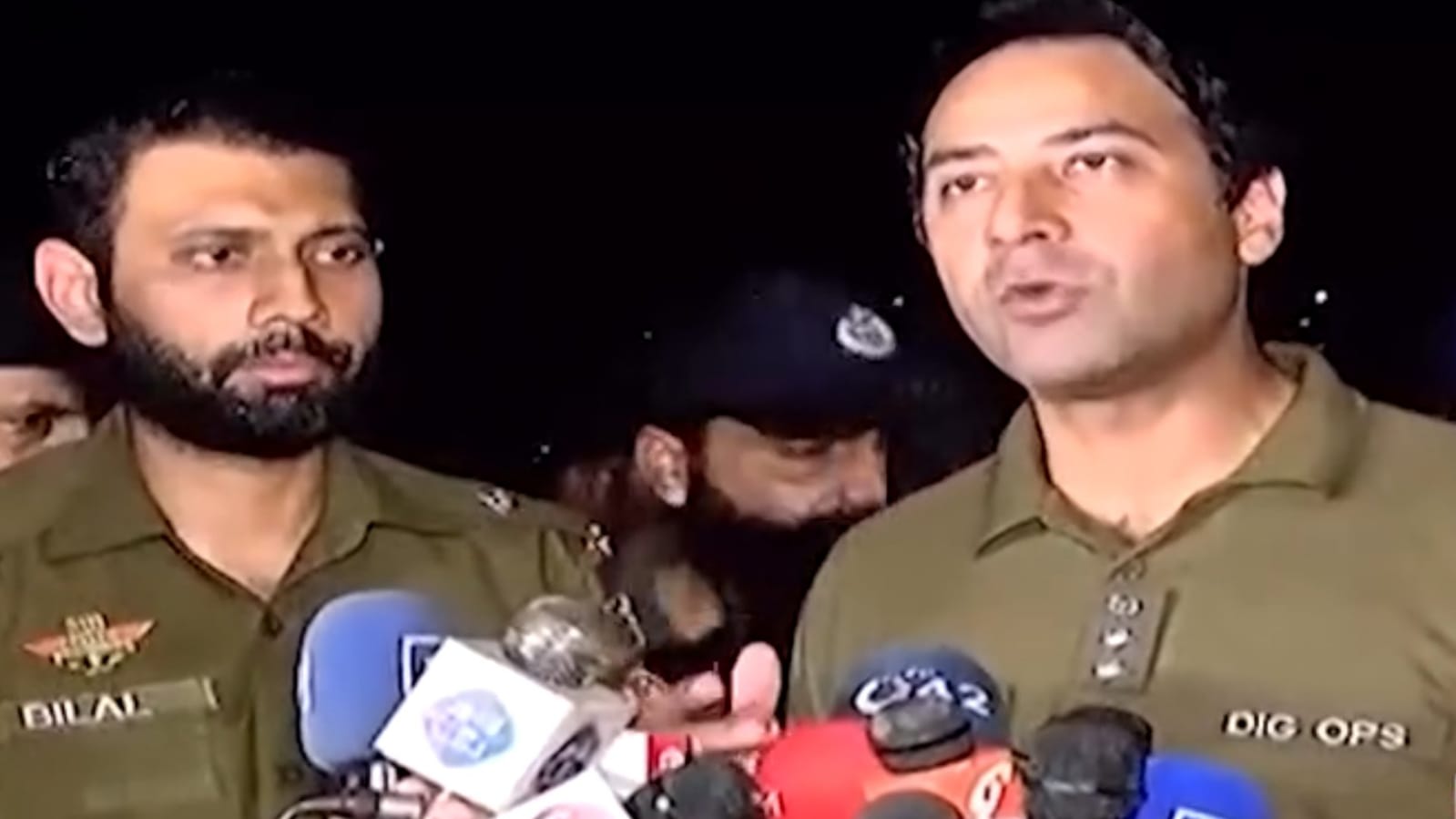 DIG Faisal Kamran Appeals: “Do Not Take Risks, Every Life Is Precious”