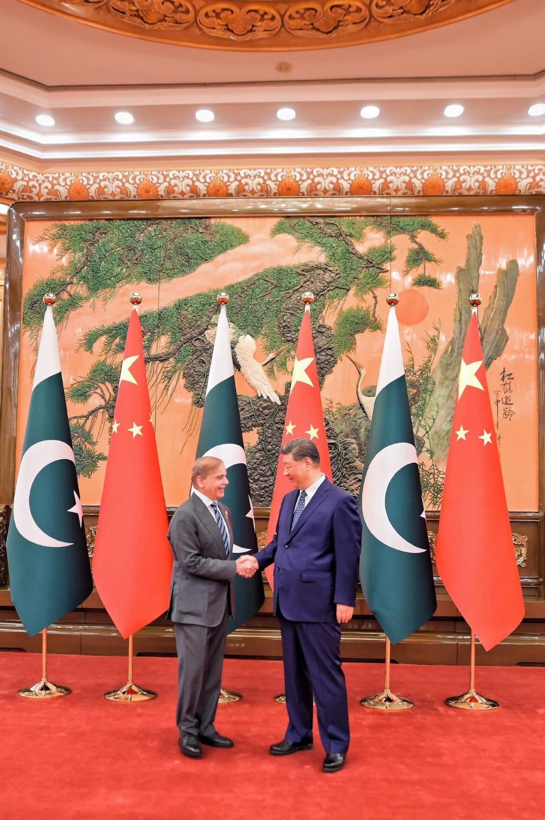 PM Shehbaz Sharif Meets Chinese President Xi Jinping to Strengthen Bilateral Ties