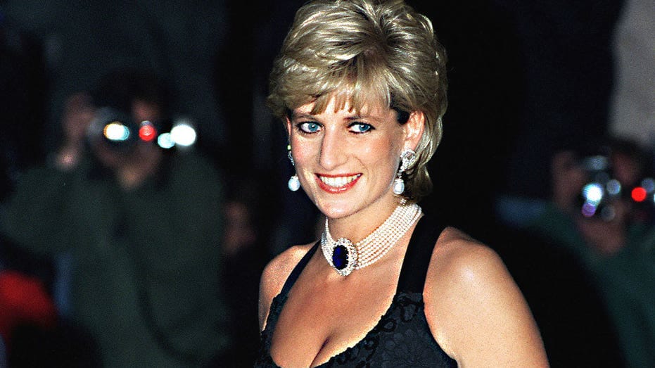 Paul Burrell Exposes Buckingham Palace’s Drinking Culture in New Book “The Royal Insider”
