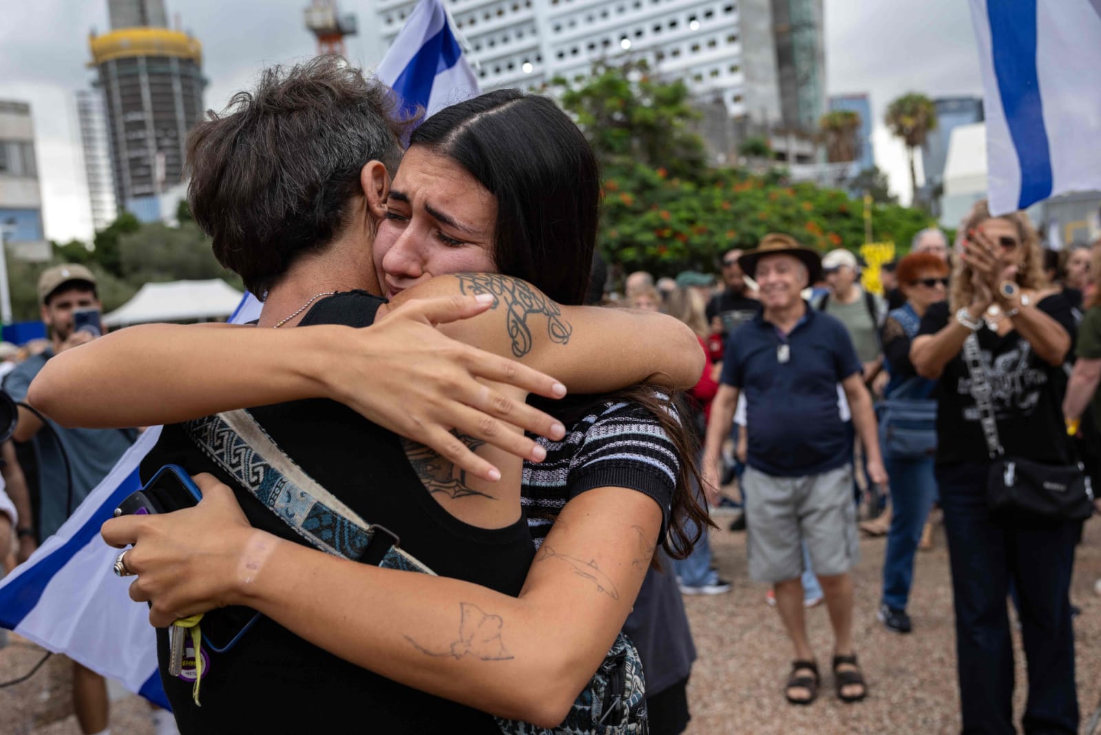 Hamas Frees 20 Israeli Hostages Under Trump-Brokered Gaza Ceasefire
