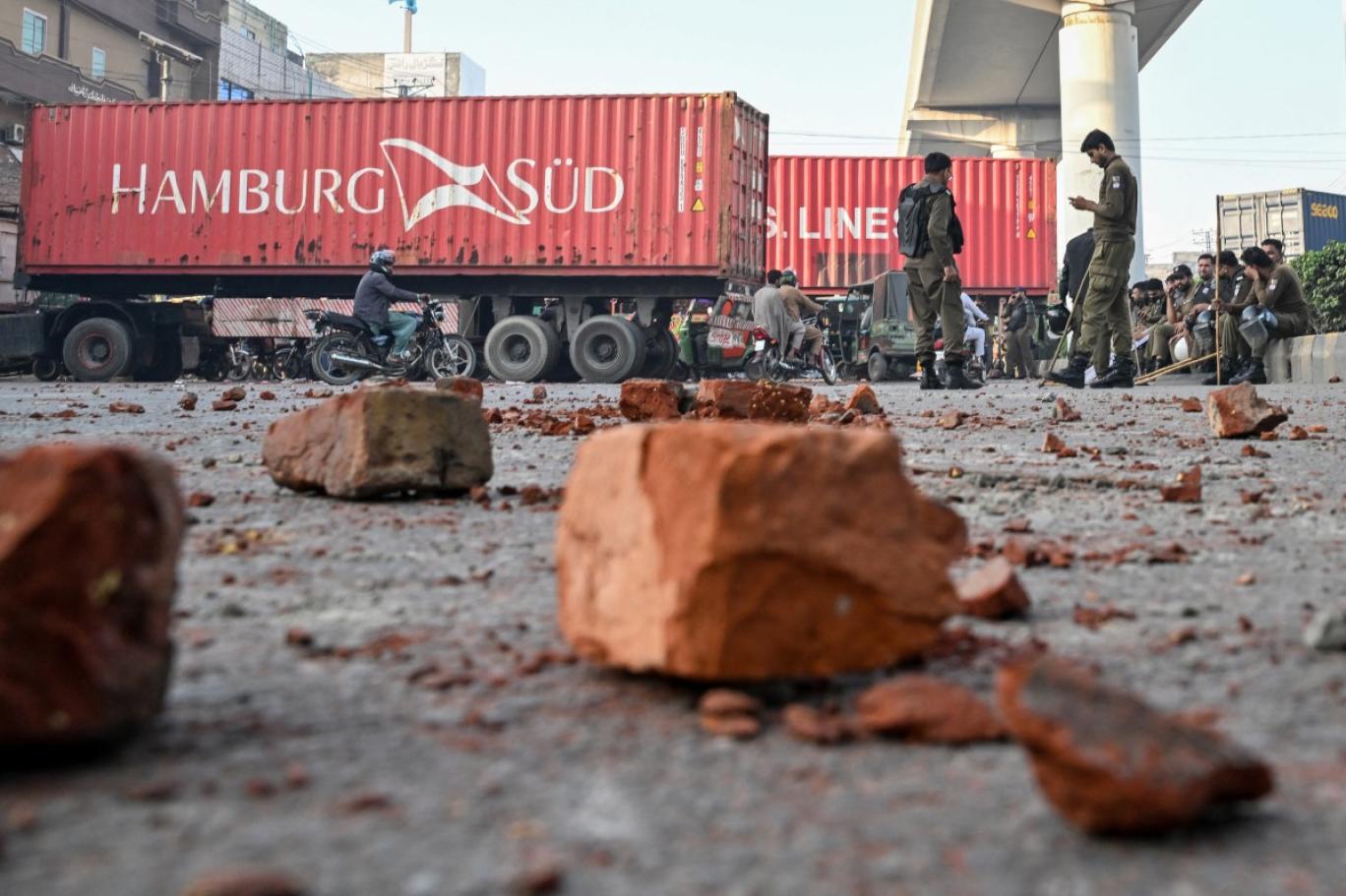 Religious Parties Call for Strike After TLP Crackdown; Govt Warns Against Unrest