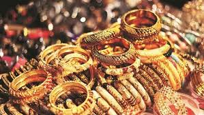 Gold Poised to End Nine-Week Rally on Profit-Taking and Trade Optimism