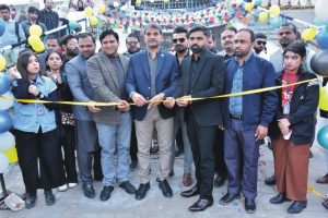 Greyhound race starts at UAF