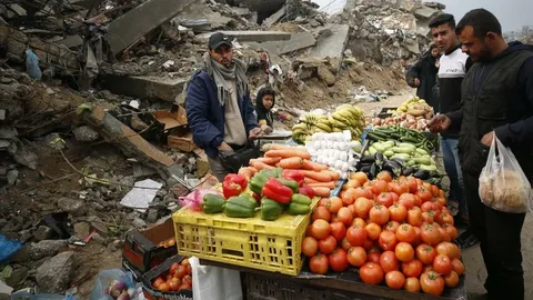 Gaza food prices soar border closure shortage Iran war March 2026