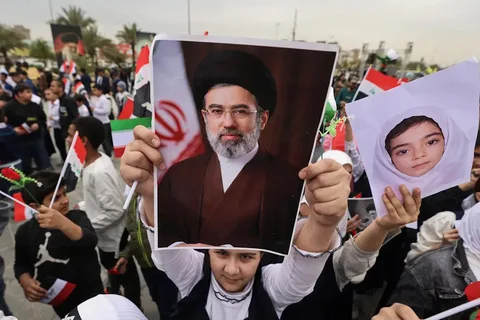 Mojtaba Khamenei supreme leader first statement vows fight Iran war March 2026