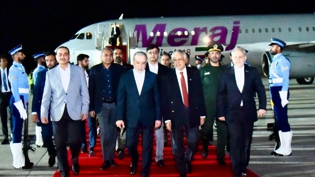 Iranian Foreign Minister Abbas Araghchi arrives at Nur Khan Airbase in Rawalpindi, Pakistan, for Iran-US peace talks in Islamabad, April 25, 2026.