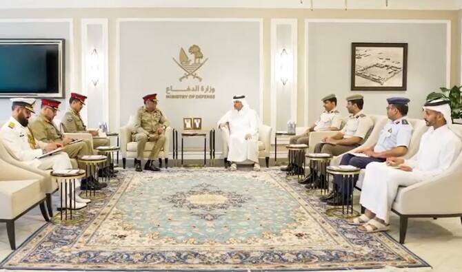 PM Shehbaz Sharif and Qatar PM Sheikh Mohammed bin Abdulrahman discuss Pakistan Qatar relations and regional peace dialogue in May 2026