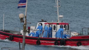 MV Hondius Dutch cruise ship sailing Atlantic Ocean amid deadly hantavirus Andes virus outbreak killing three passengers in 2026