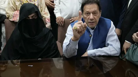PTI senators stage walkout in Pakistan Senate over Bushra Bibi secret hospital visit from Adiala jail political crisis in Pakistan deepens