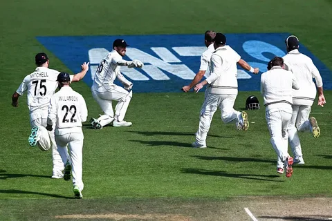 New Zealand Cricket team players celebrate a wicket during the England vs New Zealand Test match.