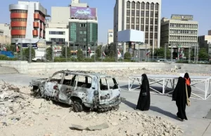 Latest on Iran and US-Israel war showing diplomatic talks between Iran, Qatar, and US officials amid regional tensions
