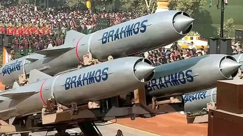 BrahMos supersonic cruise missile launcher during Indonesia export deal announcement