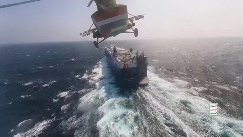 Houthi Attacks Hit Saudi Tankers in Red Sea