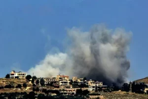 Israeli airstrike smoke rising over southern Lebanon villages near the Litani River, July 2026