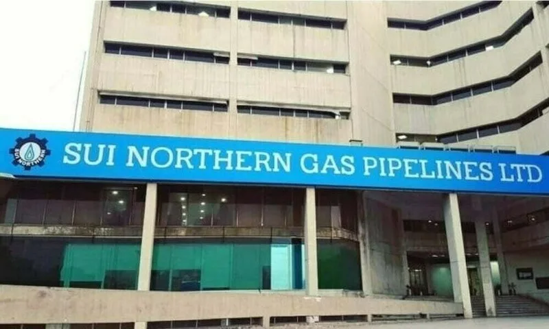 Natural gas pipeline network comparing RLNG vs Sui gas in Pakistan