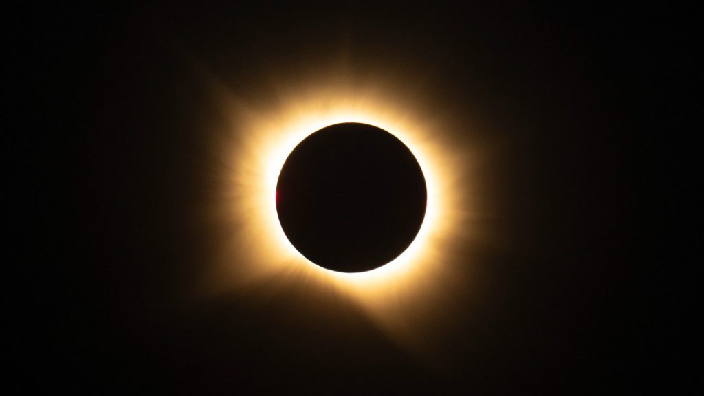 Total solar eclipse 2026 path over Spain showing the moon covering the sun during totality