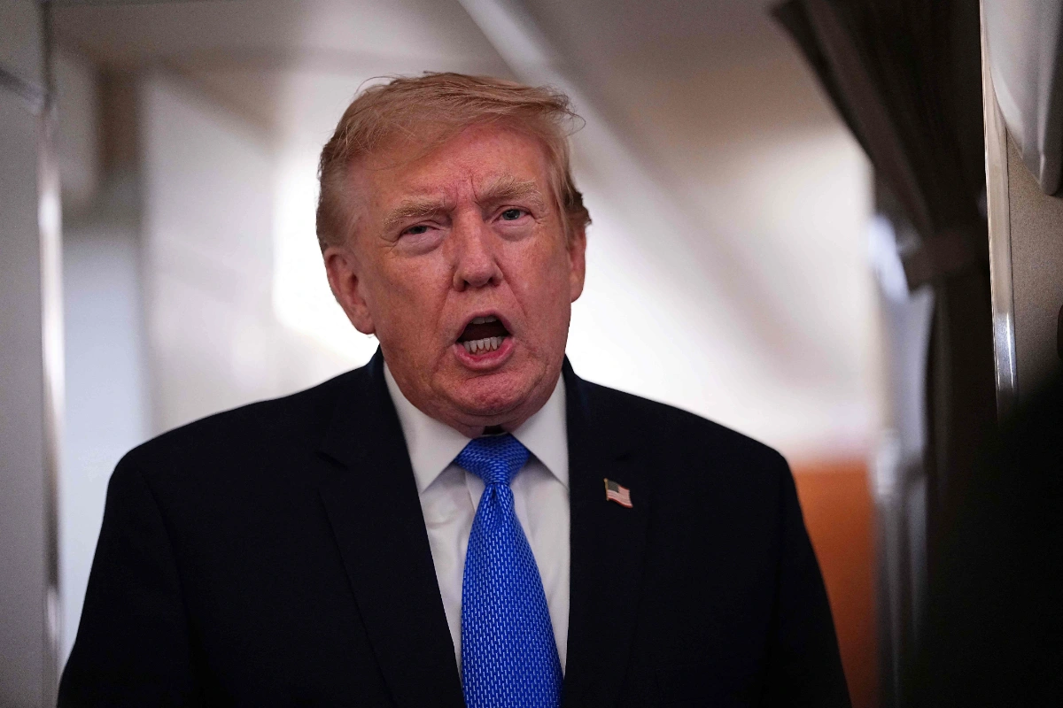 Donald Trump announces new talks with Iran after calling off a planned US strike.