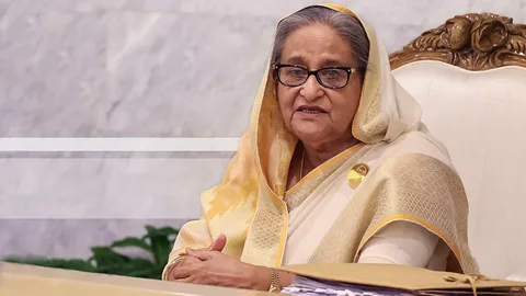 Sheikh Hasina former Bangladesh Prime Minister in exile in India after being sentenced to death for crimes against humanity, now announcing December return.