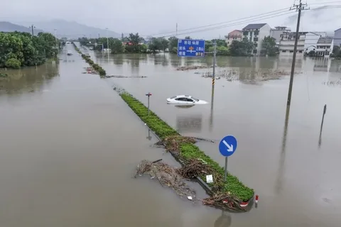 Typhoon Dolphin flooding streets in Zhejiang province China
