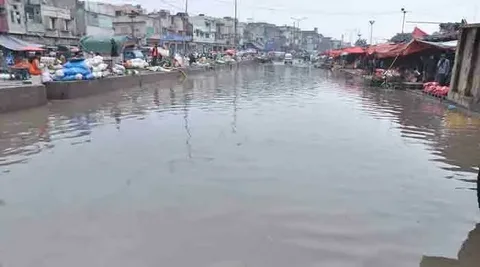 Leh Nullah flood risk map showing flooded streets in Rawalpindi near encroached drains in Islamabad