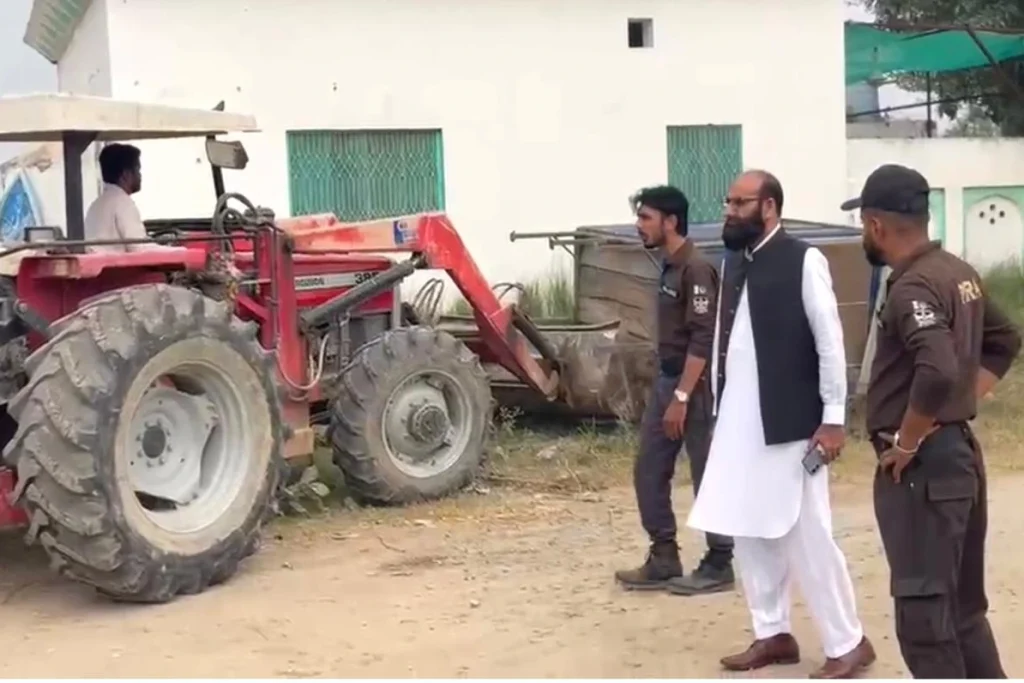 Mandi Bahauddin Encroachment Operation removes illegal sheds and structures